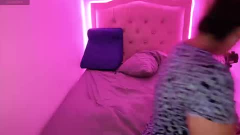 Nasly batista  online show from September 24, 4:11 am