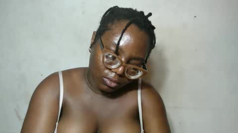 Snapshot of nastyhairy7 chatting on September 24, 1:21 pm nastyhairy7 online show from September 24, 1:21 pm