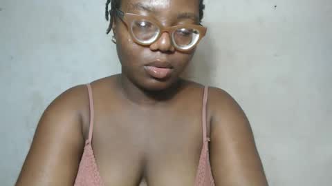 Snapshot of nastyhairy7 chatting on October 19, 6:37 am nastyhairy7 online show from October 19, 6:37 am