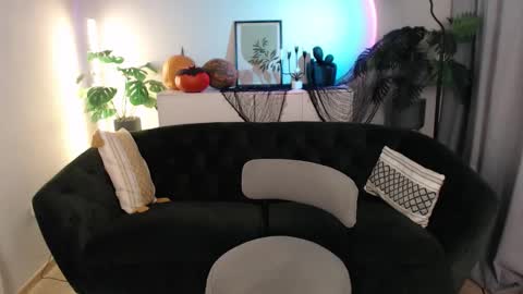 natalee_love online show from October 30, 12:46 am