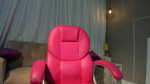 NATALI KIDMAN online show from June 21, 1:37 pm
