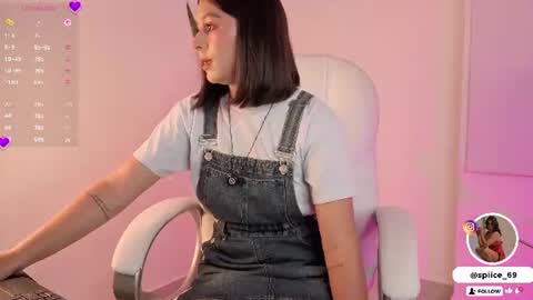 natalia andrea online show from June 25, 10:33 pm