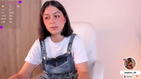 natalia andrea online show from January 12, 11:54 pm