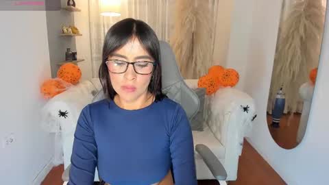 Natalia Leon online show from October 6, 5:13 am