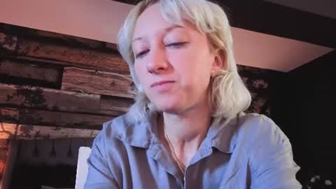 Natalie online show from June 18, 6:48 am