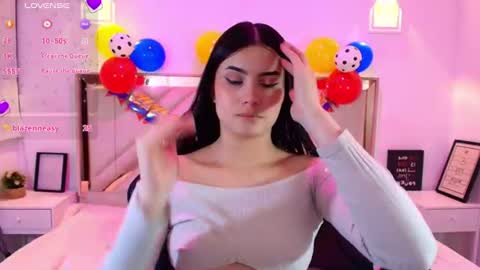 natalie  online show from July 1, 8:08 pm