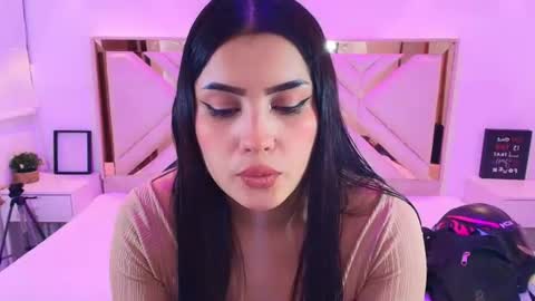 natalie  online show from July 15, 8:02 pm