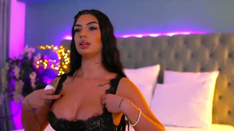 nataliedelices online show from May 2, 5:27 pm