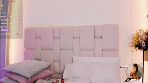 Snapshot of nataly_clark_ chatting on February 13, 6:41 am NATALY online show from February 13, 6:41 am