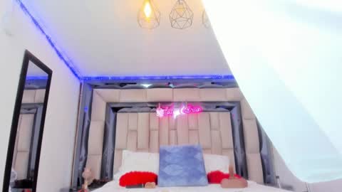 Snapshot of nataly_kydman chatting on December 4, 1:58 am Nataly Kydman online show from December 4, 1:58 am