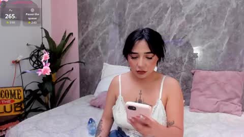 Megan online show from April 25, 6:49 pm