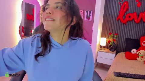 natasha online show from February 12, 1:02 pm