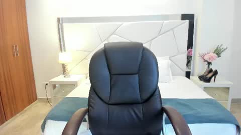 natasha kiim online show from July 31, 4:13 am