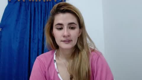 Snapshot of natasha_lopera chatting on December 3, 3:07 am Natasha online show from December 3, 3:07 am