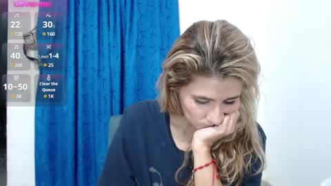 Snapshot of natasha_lopera chatting on March 6, 4:41 am Natasha online show from March 6, 4:41 am