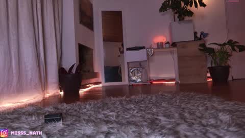 Nathalia  online show from March 18, 1:32 am