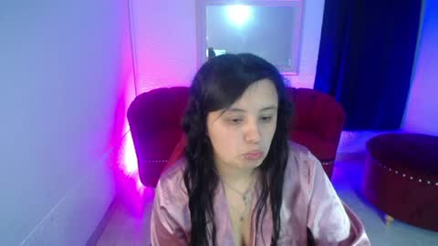 nathaly low online show from July 31, 12:39 pm
