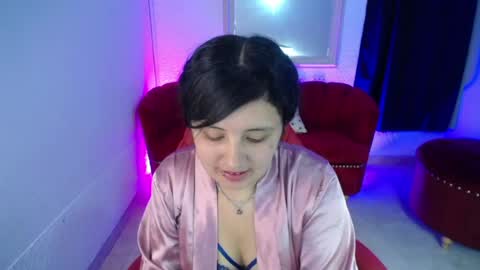 nathaly low online show from July 11, 12:49 pm