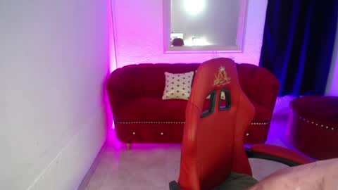 nathaly low online show from June 22, 12:13 pm