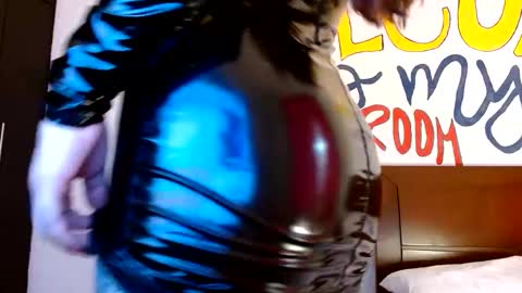 Snapshot of nathy_latex07 chatting on December 16, 9:20 pm Nathalia online show from December 16, 9:20 pm