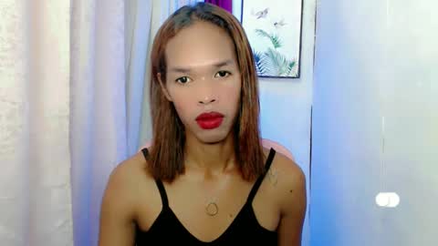 Snapshot of native_princess1 chatting on February 12, 1:19 am native_princess1 online show from February 12, 1:19 am