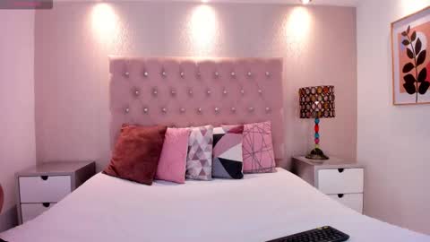 NattyQueen  online show from March 16, 1:04 pm