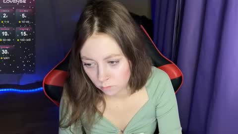 natural_babe666 online show from December 21, 8:02 pm