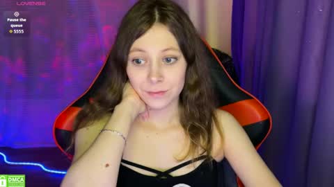 natural_babe666 online show from June 8, 12:28 pm