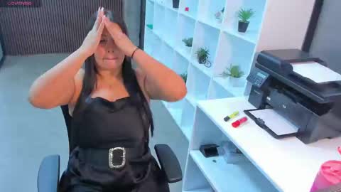 Snapshot of natural_bigboobs chatting on February 22, 7:43 pm Jazmin Bigboobs online show from February 22, 7:43 pm