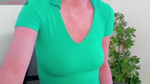 peach online show from October 1, 12:43 pm