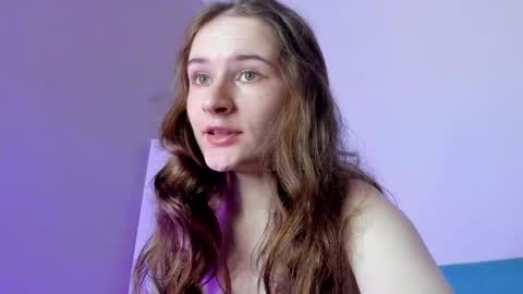Snapshot of natural_meri_ chatting on October 15, 5:43 am Meri online show from October 15, 5:43 am