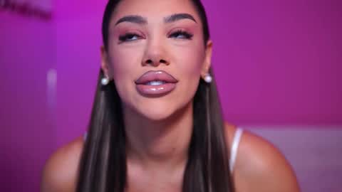 Naty online show from March 9, 5:11 am