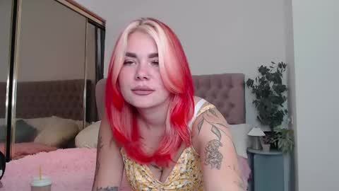 Maria  online show from October 20, 5:43 am