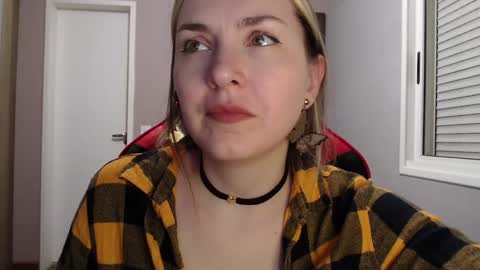 Snapshot of naughty_popa chatting on January 20, 1:07 am Ann online show from January 20, 1:07 am