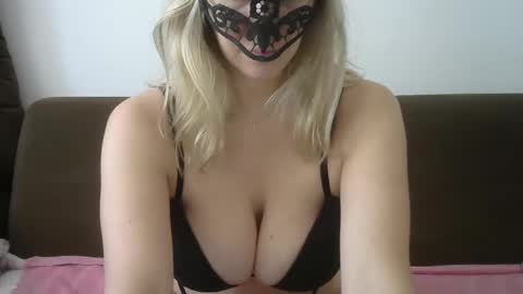 Chris online show from January 9, 11:14 am