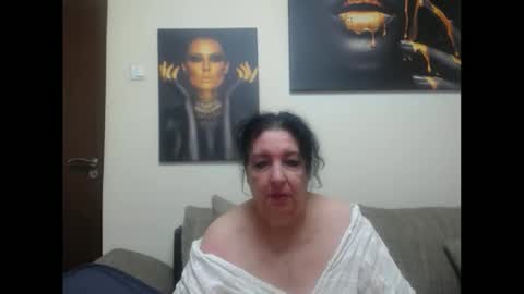 korin online show from May 3, 8:12 pm
