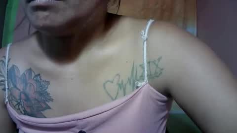 naughtymom_33 online show from November 12, 8:34 am