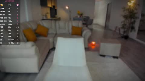 naughtynath_ online show from October 8, 5:28 pm