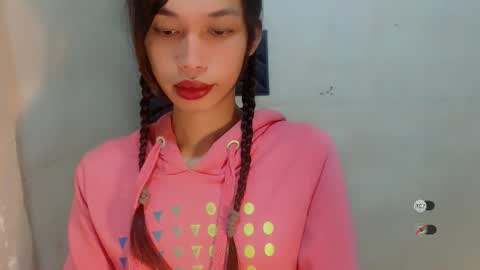 Celine online show from November 30, 3:38 pm