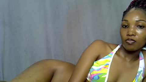 naughtyy4u online show from April 30, 8:30 am