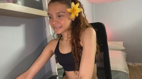 Arantxa online show from December 22, 5:16 pm