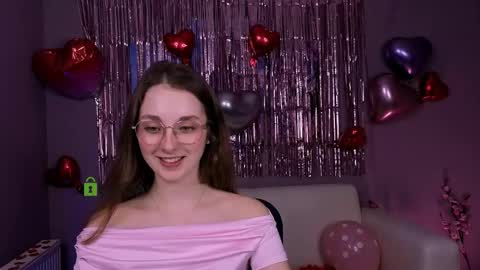 Naya online show from February 11, 8:21 pm