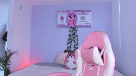 Snapshot of nayah_williams chatting on March 7, 1:40 pm Nayah Williams - OnlyFans online show from March 7, 1:40 pm