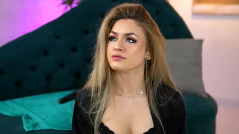 Naya online show from February 20, 8:42 pm