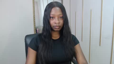 Nayaris 3 online show from July 23, 2:25 pm