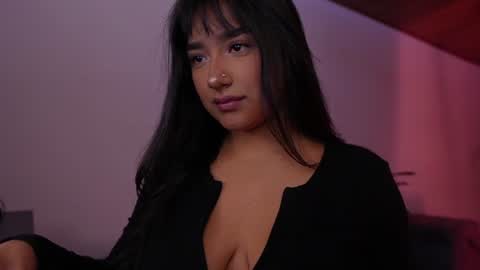 Nefertari online show from June 25, 12:40 pm