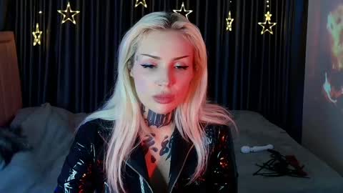 necroblonde online show from May 11, 6:26 am