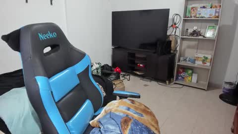 Geek Nicole    im Neeko UwU online show from December 5, 3:57 pm