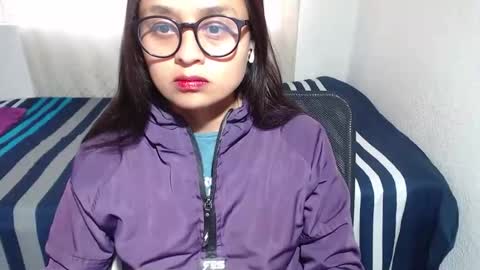 Snapshot of negrita_25 chatting on September 23, 12:25 pm Zoe online show from September 23, 12:25 pm