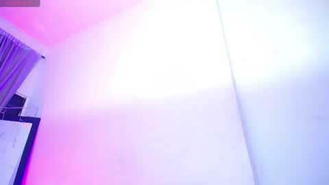  CHIKY  online show from June 25, 5:12 am